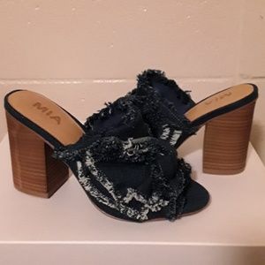 NWOT Mia denim sandals